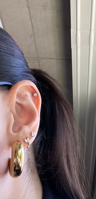 Customer photo review of Cataleya 2 Piercing | 18K vergoldet