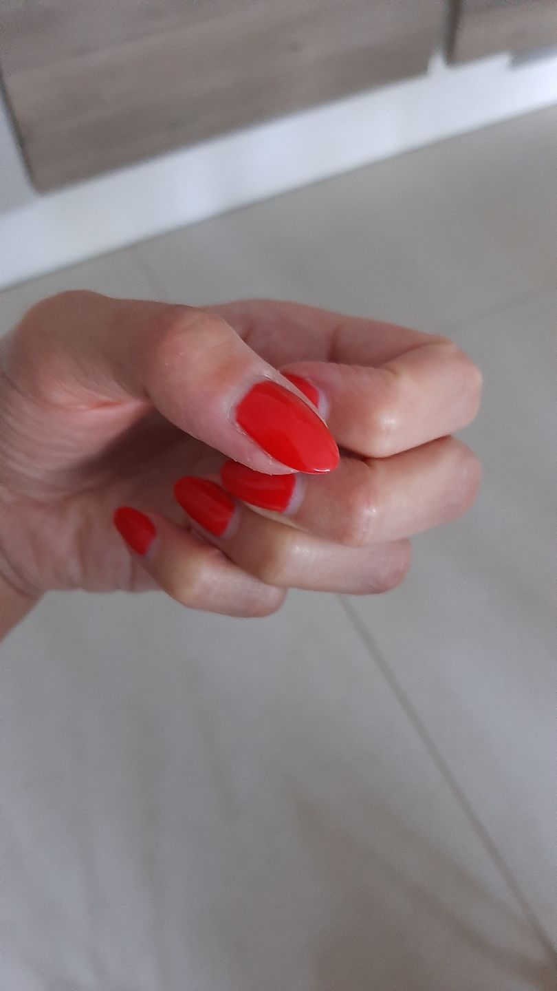 Customer photo review of Smalto Semipermanente LCI -  Rosso