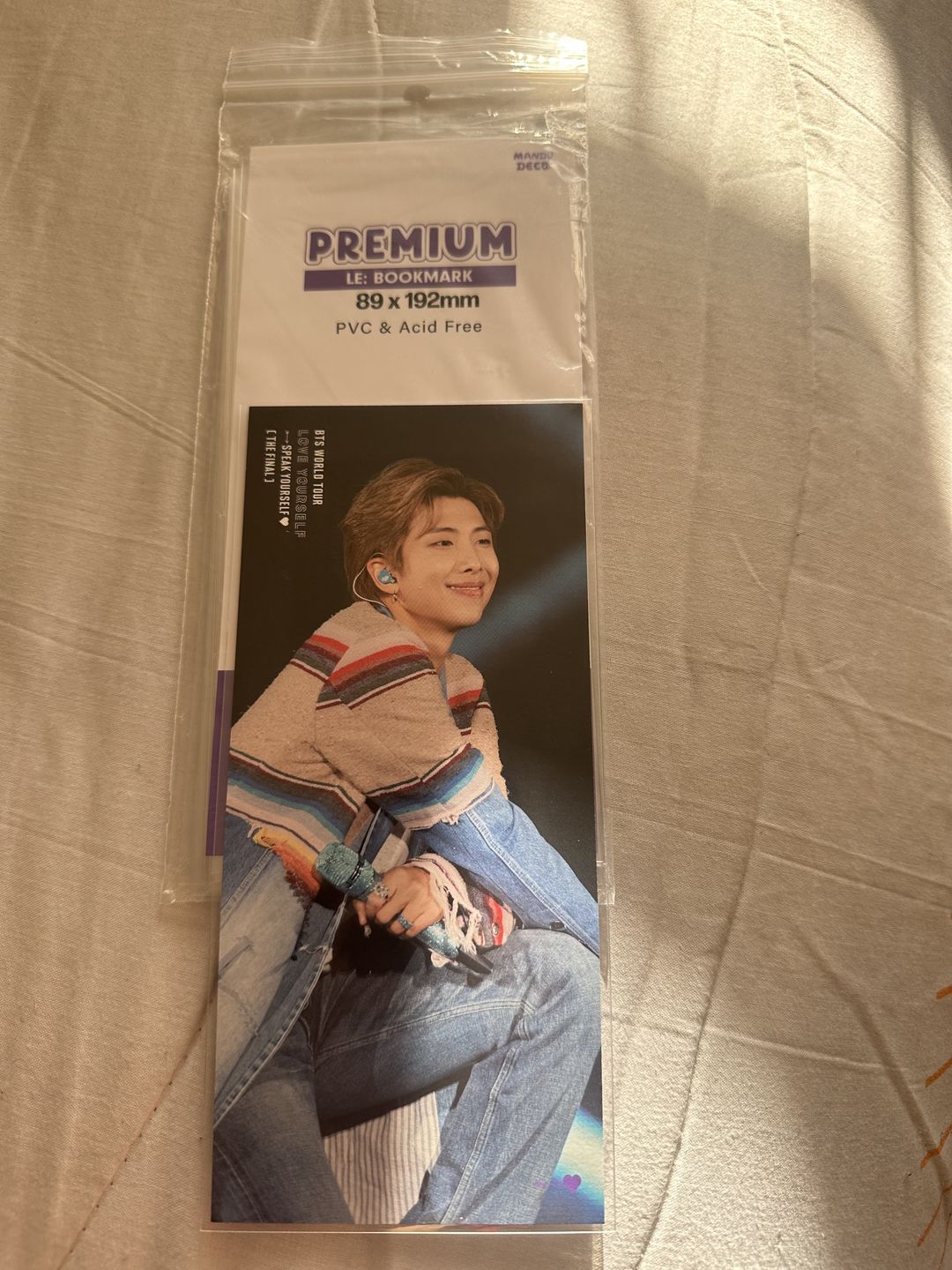 Customer photo review of LIMITED EDITION: PREMIUM BOOKMARK SLEEVES - BORAHAE VERSION (89x192MM)