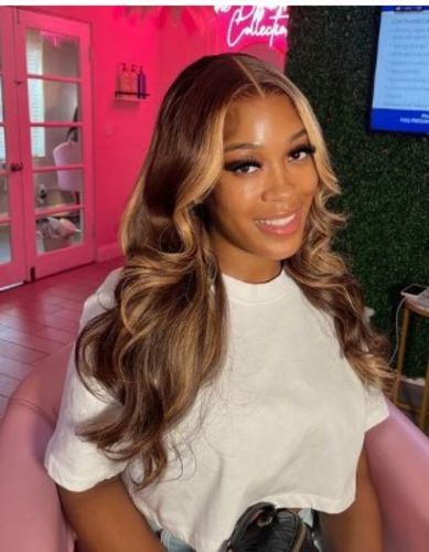 Customer photo review of Luvwin 180% Density Popular Highlight HD Lace Frontal Body Wave Wig