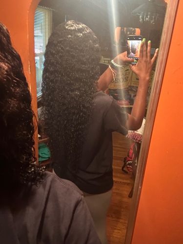 Customer photo review of Melting! Deep Wave Swiss HD Undetectable Lace 13x4 Lace Frontal Wig