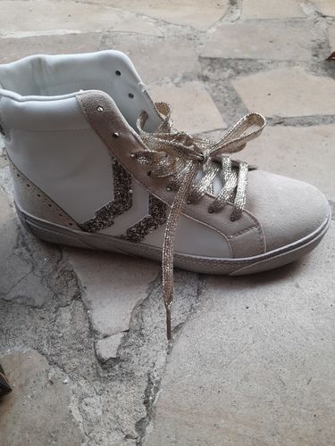 Customer photo review of Basket femme montante blanche et dorée - CL62 WHITE