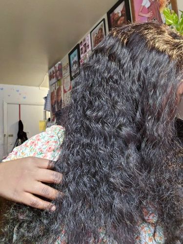 Customer photo review of Melting! Curly Swiss HD Undetectable Lace 13x4 Lace Frontal Wig