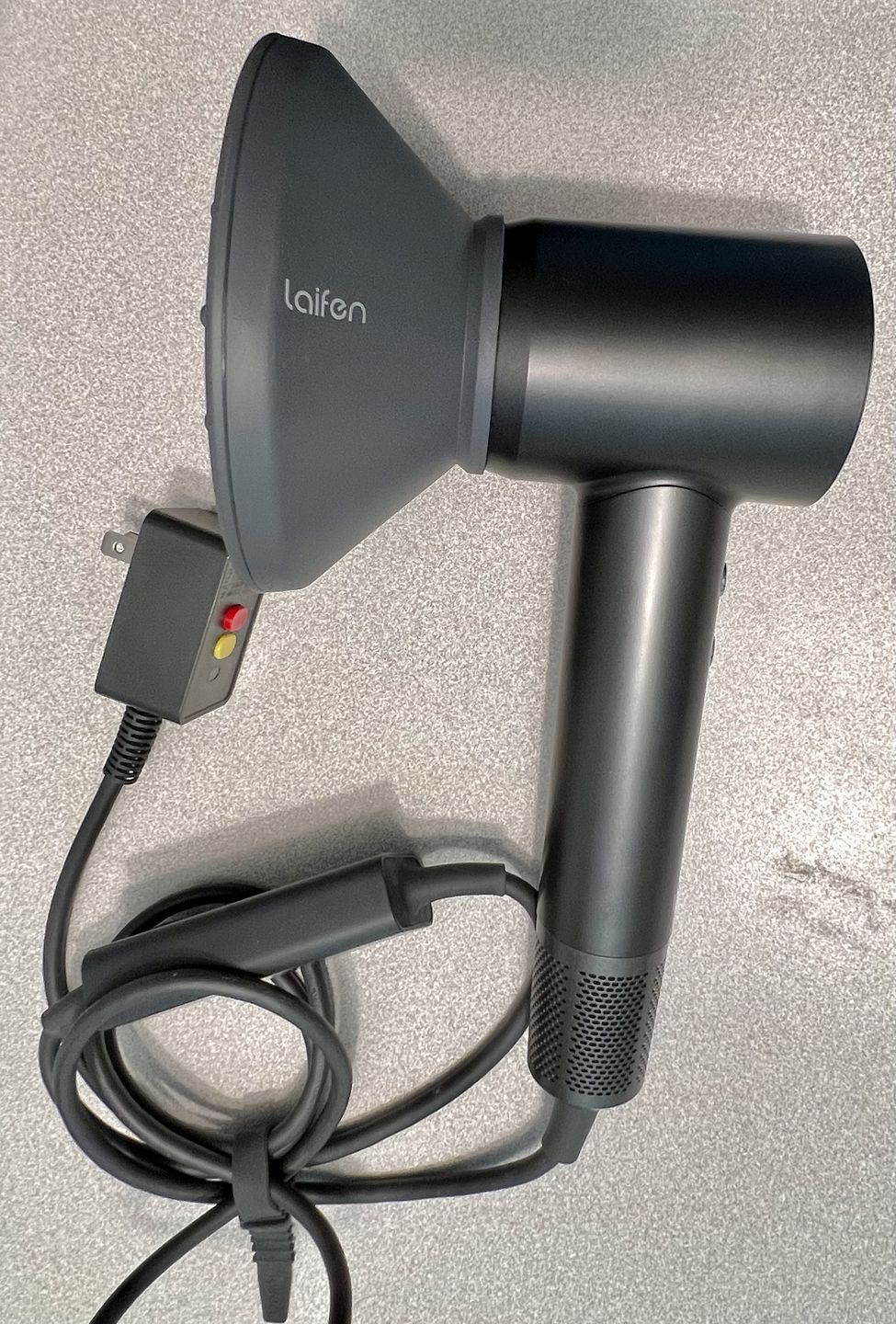 Customer photo review of Swift Special High Speed Hair Dryer (3 Nozzles)