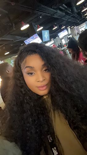 Customer photo review of Melting! Curly Swiss HD Undetectable Lace 13x4 Lace Frontal Wig
