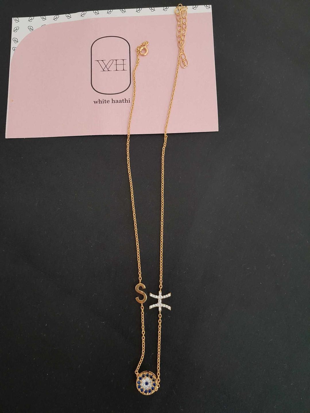 Customer photo review of Abella