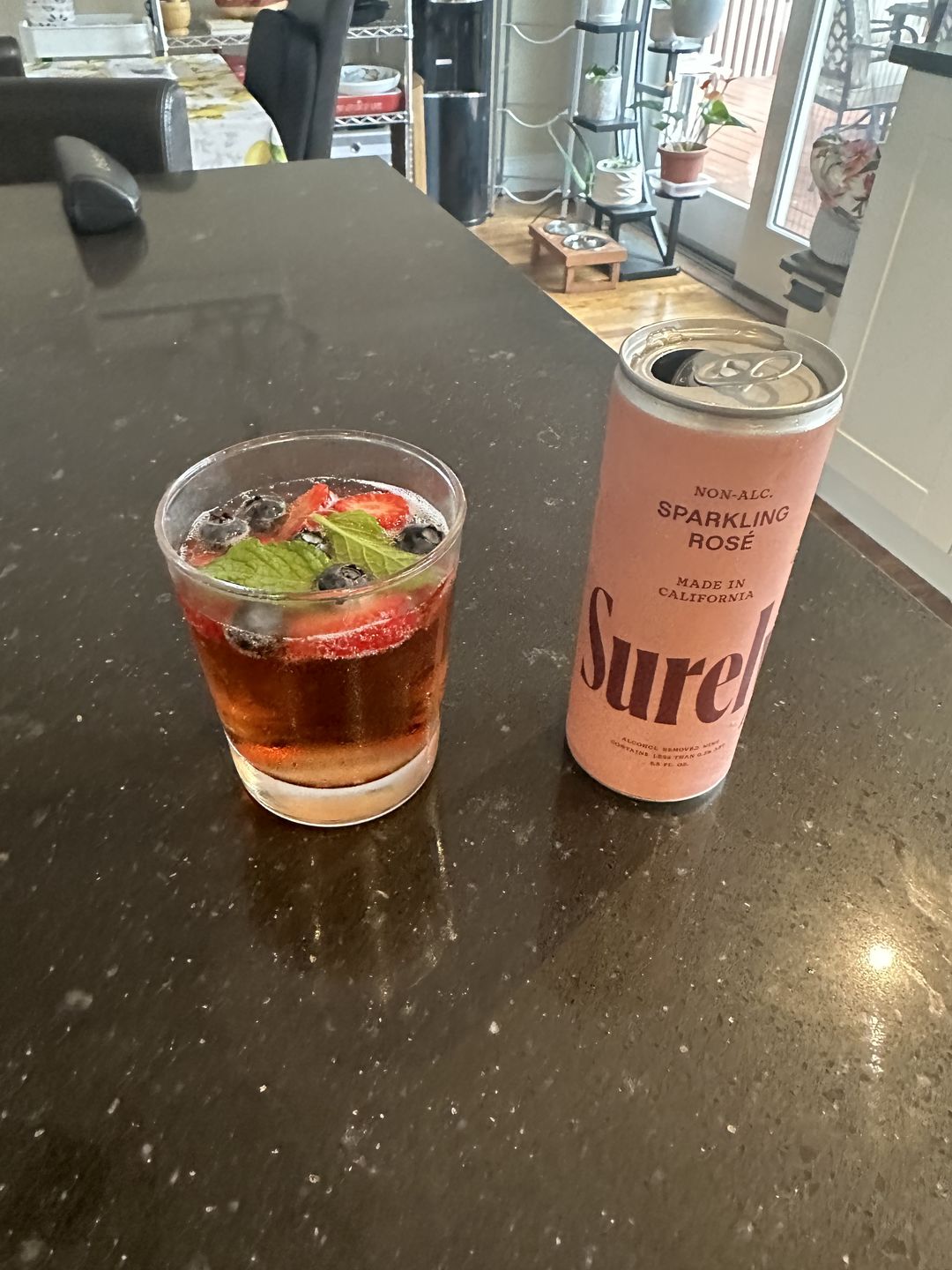 Customer photo review of Non-Alcoholic Sparkling Rosé Can 4-Pack