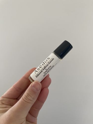 Customer photo review of ETHEREAL SAFFRON EXTRAIT PERFUME OIL