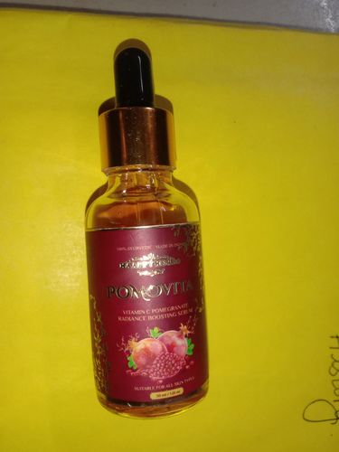 Customer photo review of Pomovita Vitamin C Radiance Boosting Serum