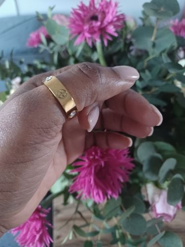 Customer photo review of Anel Classic Inspiração Banhado em Ouro 18k