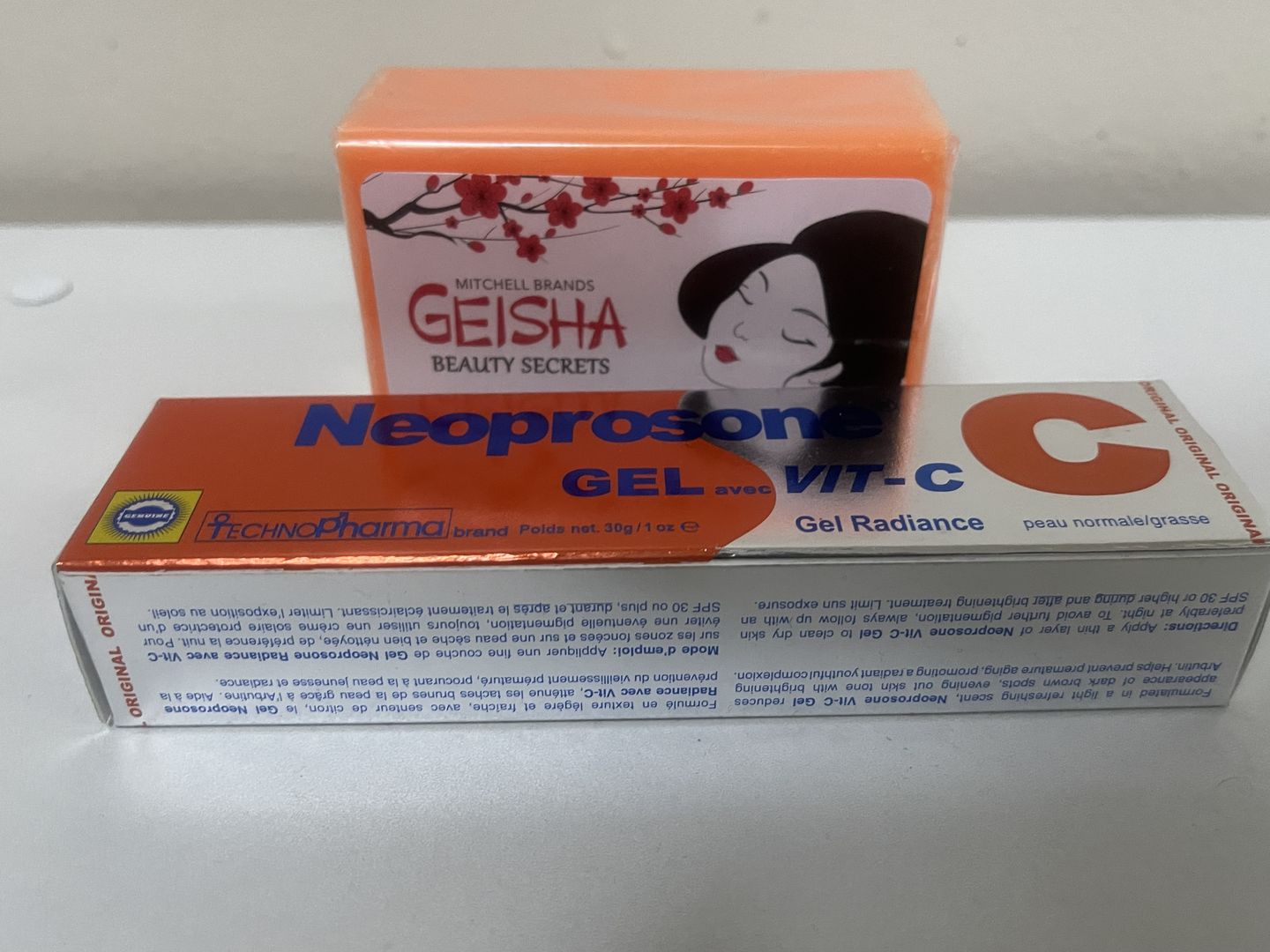 Customer photo review of Geisha Beauty Secrets Exfoliating Soap with Kojic Acid - 200g / 7.1 oz