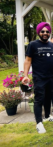 Customer photo review of Your Favorite Song T-Shirt Music Player