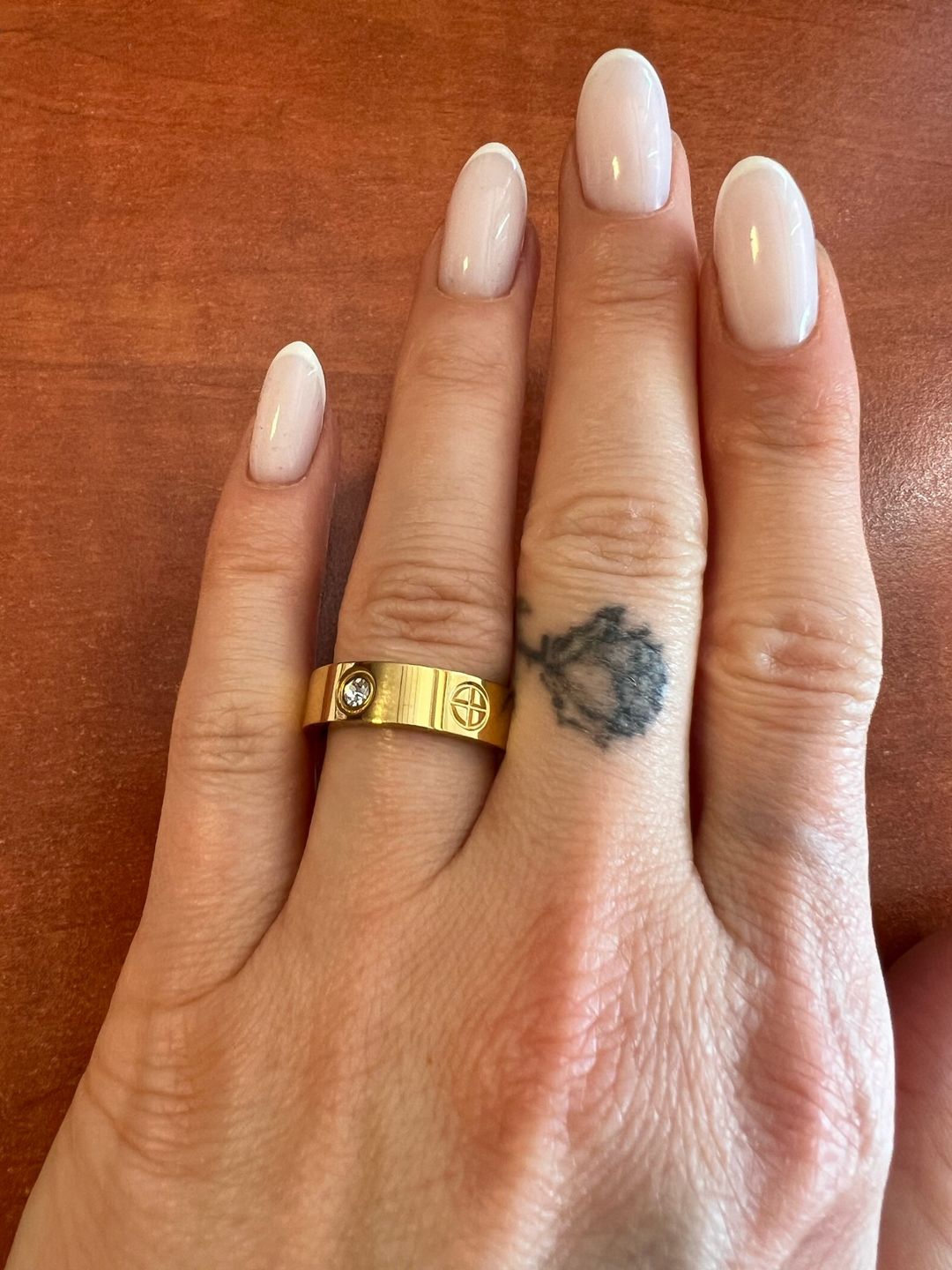 Customer photo review of Anel Classic Inspiração Banhado em Ouro 18k