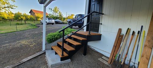Customer photo review of Indoor/Outdoor Handrail Kit for Stairs