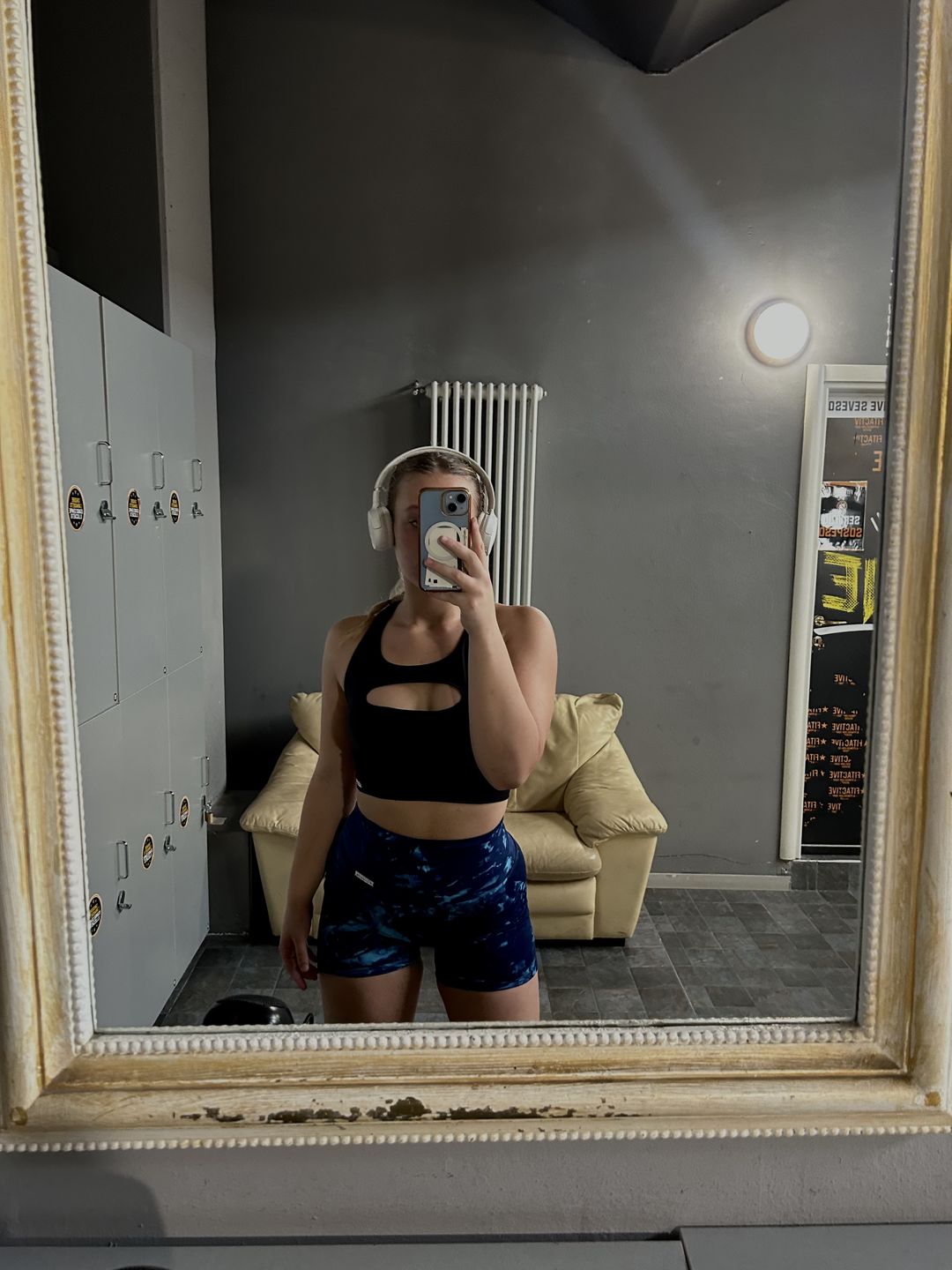 Customer photo review of Top Goth nero