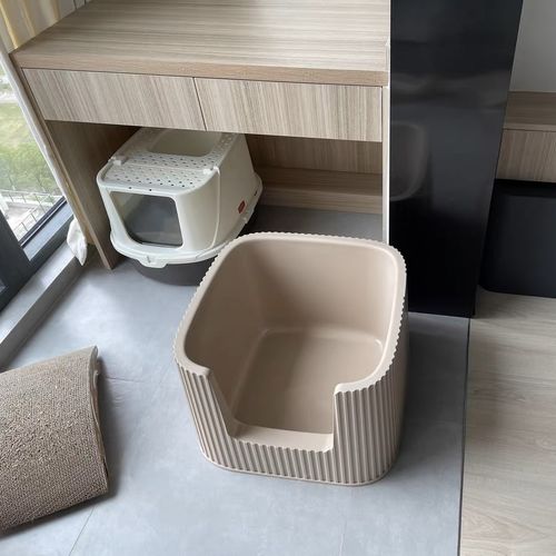 Customer photo review of Michu XXL Coral & BoBa(Pre Order) Deluxe Cat Litter Box - Spacious Design with Scoop Included