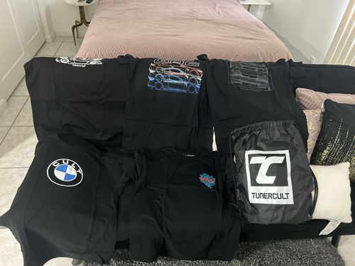Customer photo review of MYSTERY TEE