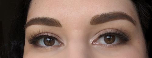 Customer photo review of Super Naturals Flick & Stick Lash Set