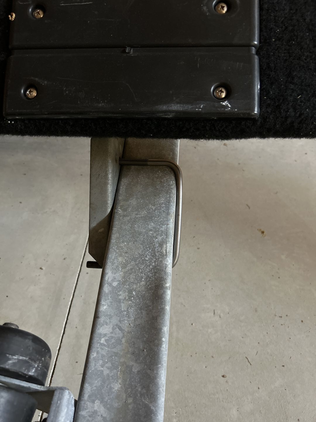 Customer photo review of 3/8 Inch Diameter U-Bolts - Square