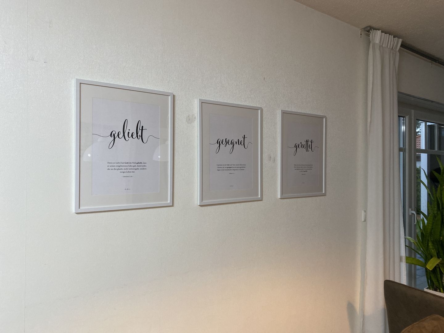Customer photo review of Poster "geliebt gerettet gesegnet" · 3er Set · Bibelverse
