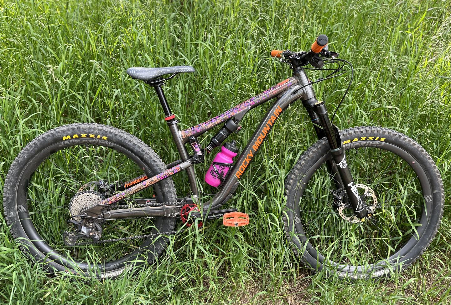 Customer photo review of Jungle Gems - Limited Edition Frame Keeper