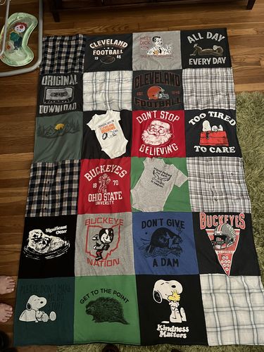 Customer photo review of Classic T-Shirt Blanket