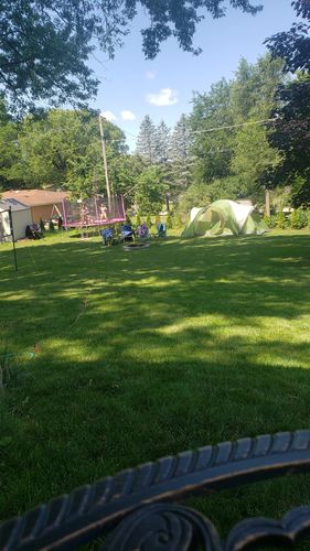 Customer photo review of 1500lbs High Capacity 15FT Round Trampoline for Adults&Kids
