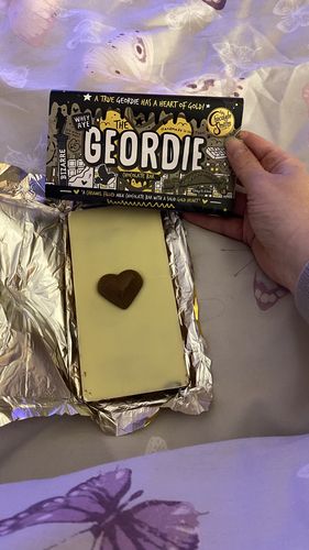 Customer photo review of The Geordie Bar (Milk & White Chocolate with Caramel) 130g