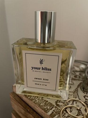 Customer photo review of SWEET KISS