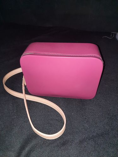 Customer photo review of Chelsea - Berry