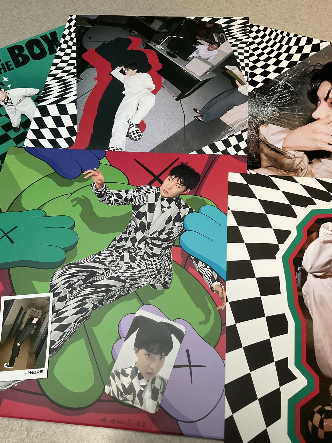 Customer photo review of J-HOPE - 1ST SINGLE ALBUM JACK IN THE BOX VINYL (LIMITED EDITION)