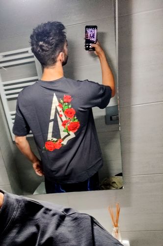 Customer photo review of Oversize Shirt - Floral Power (Arctic Grey)