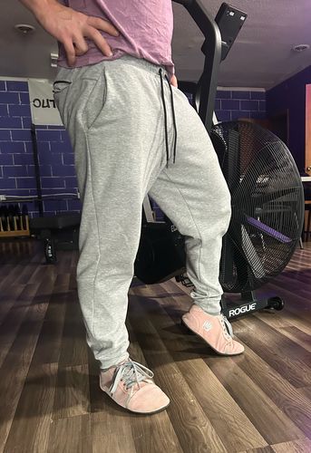 Customer photo review of Ursus Suede Low-Top