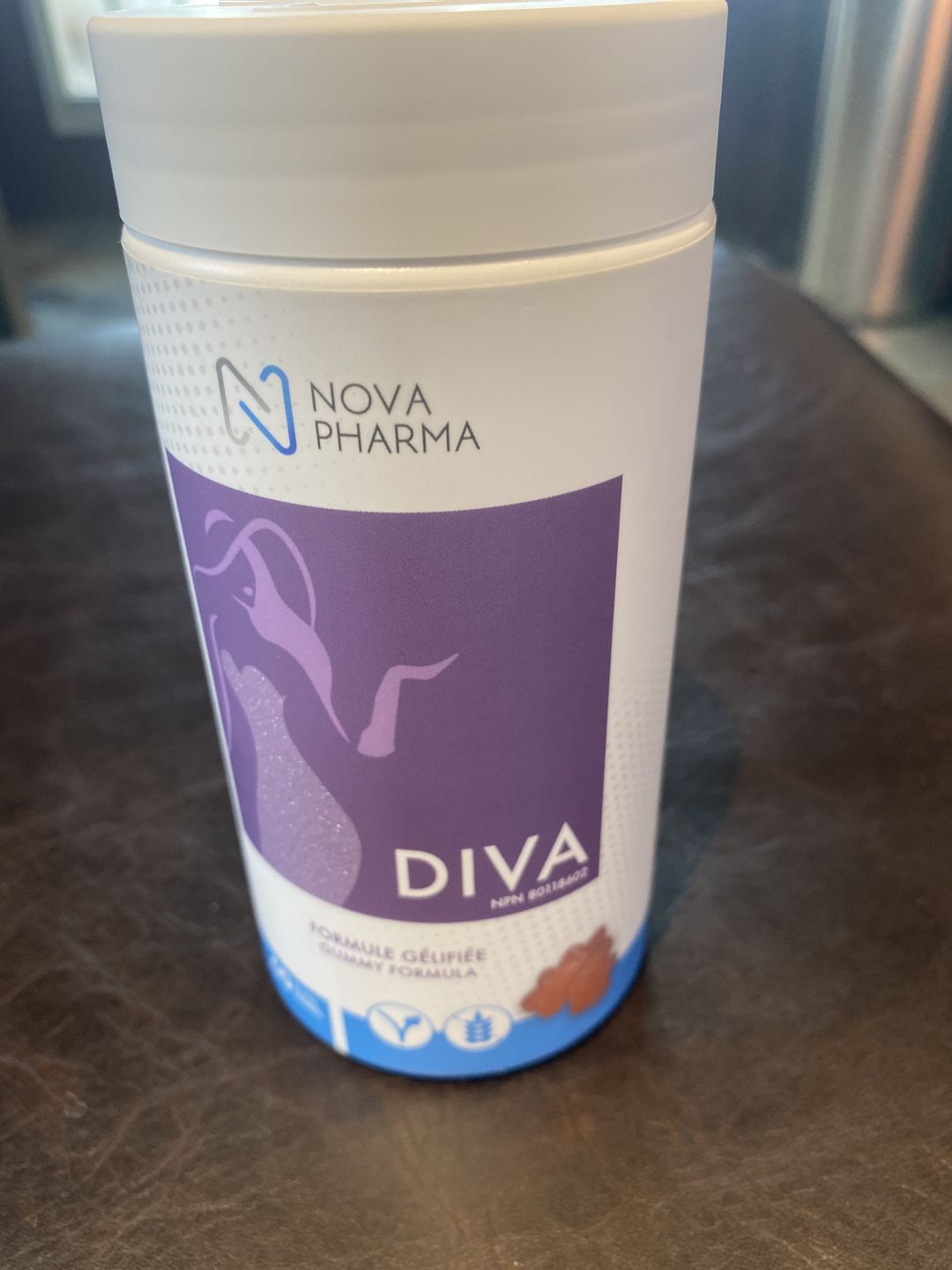 Customer photo review of Nova Pharma - Diva Jujubes à la biotine (60 jujubes)