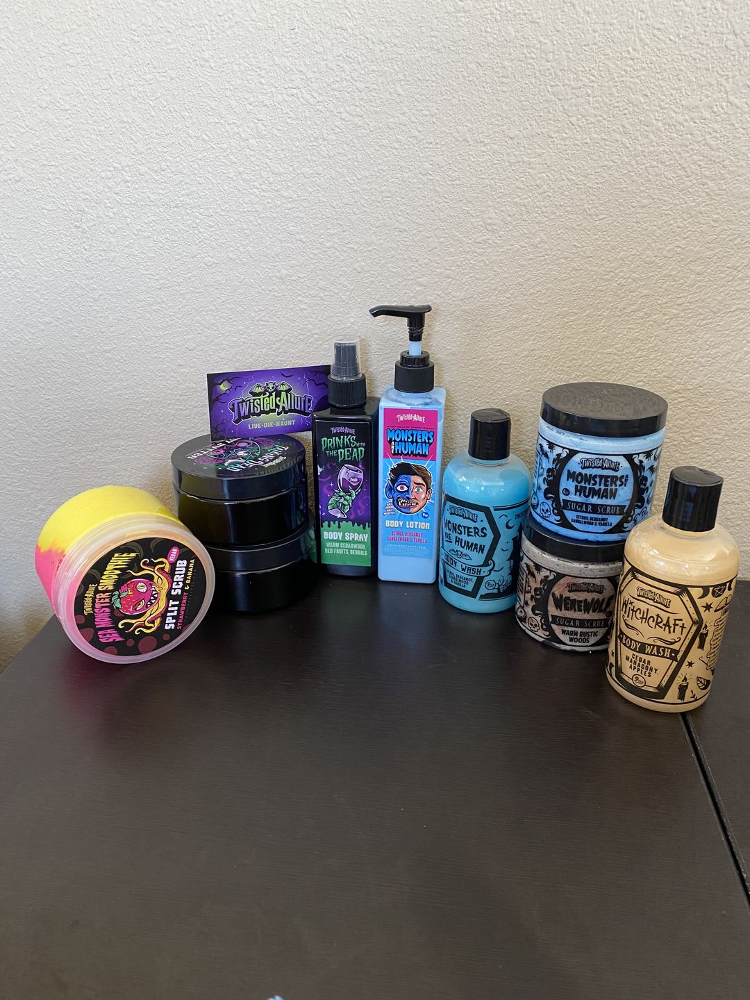 Customer photo review of Sea Monster Smoothie Split Scrub (Strawberry & Banana)