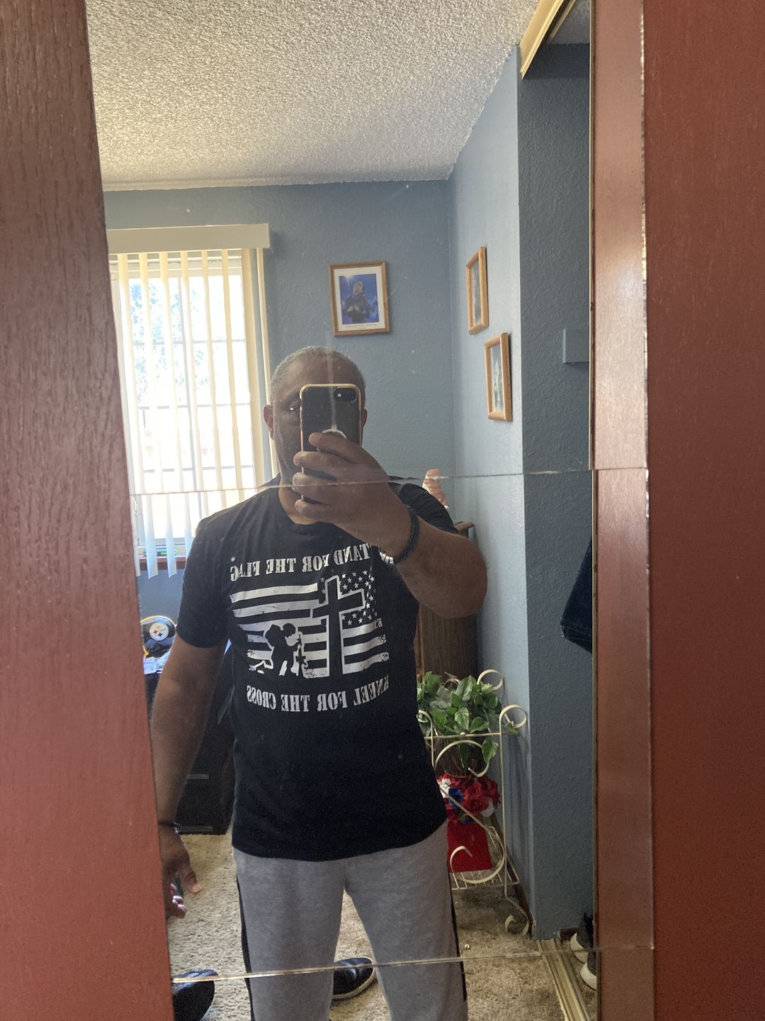 Customer photo review of Kneel For The Cross - Tee
