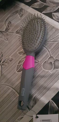 Customer photo review of A'MRIJ CUSHION HAIR BRUSH