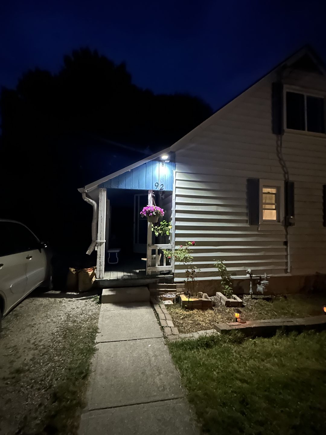 Customer photo review of BigM 100W Bright LED Outdoor Solar Street Light With Motion Sensor