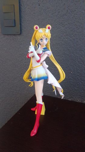 Customer photo review of Banpresto Glitter & Glamours: Pretty Guardian Sailor Moon Eternal - Super Sailor Moon