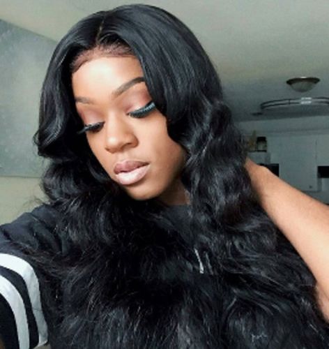 Customer photo review of Brazilian Body Wave 13x4 Transparent Lace Front Human Hair Wigs Pre Plucked Remy Hair