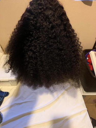 Customer photo review of Melting! Glueless Curly Swiss HD Undetectable Lace 5x5 HD Lace Closure Wig