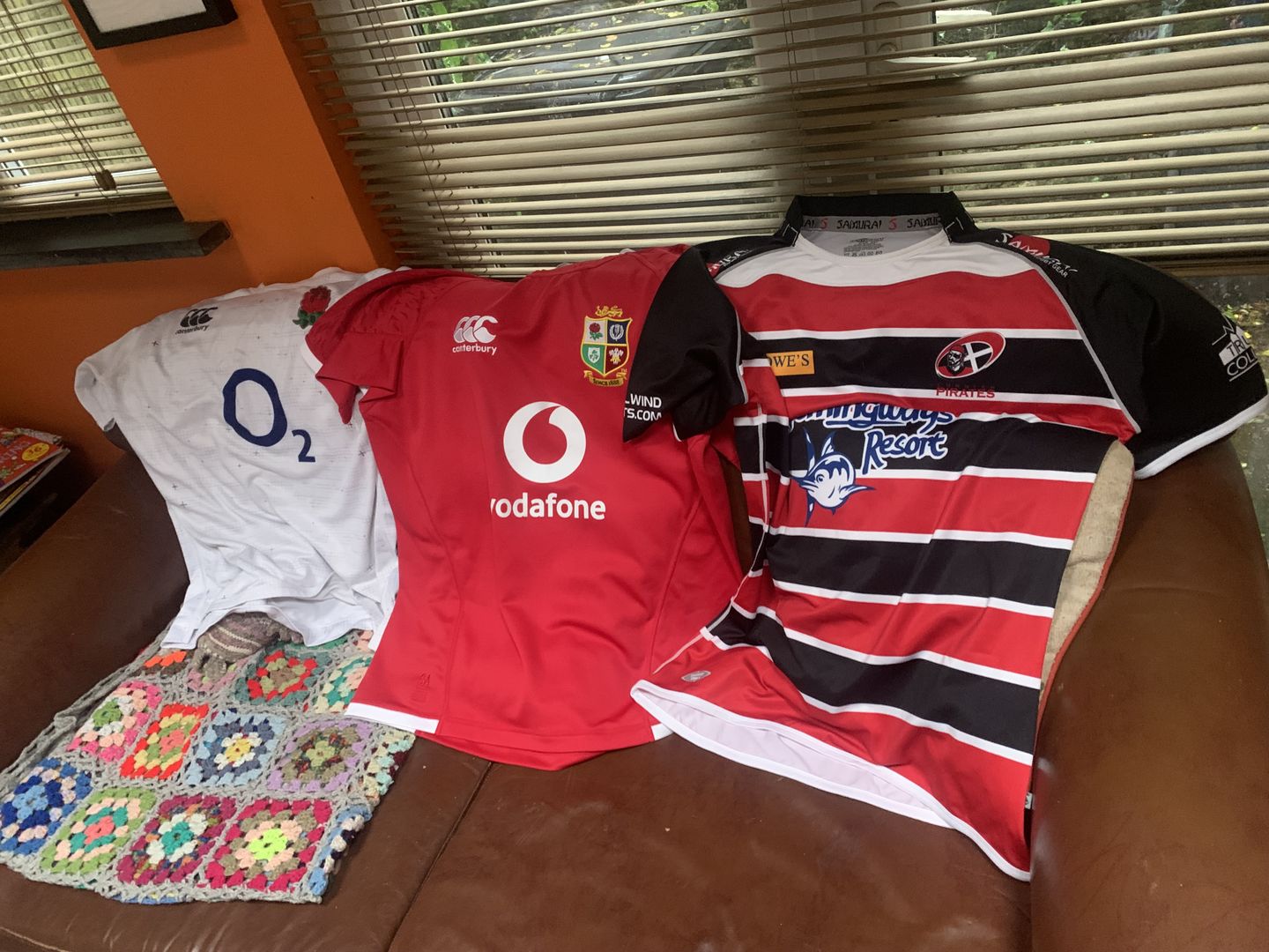 Customer photo review of Rugby Union Double Bubble Mystery Box