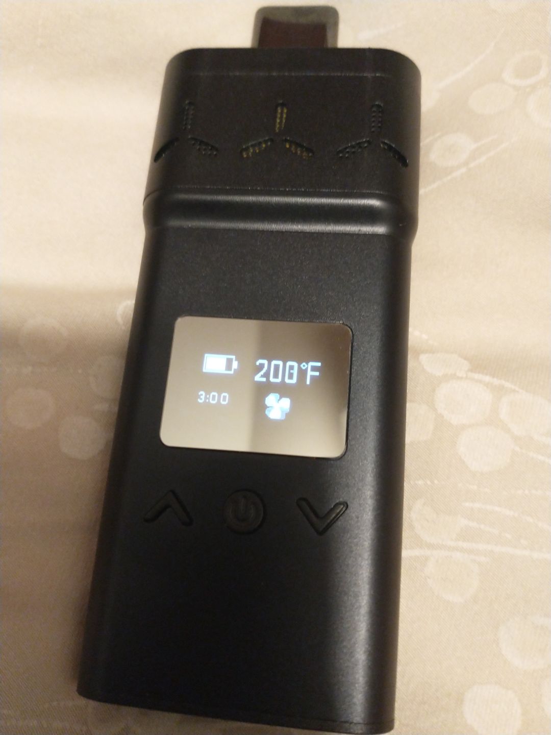 Customer photo review of AIRVAPE X | Dry Herb  and Concentrate Vaporizer– Advanced Slim Design, Discreet & Long Battery Life