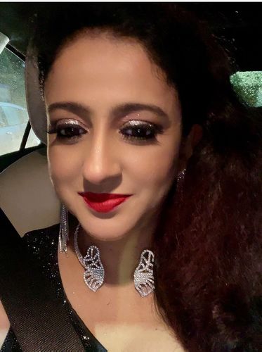 Customer photo review of Rubans Voguish AD Open Choker