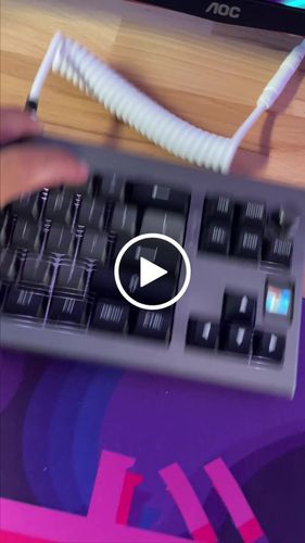 Customer video review of Whiling Away | Deskmat