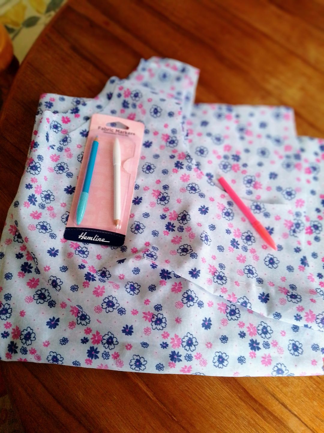 Customer photo review of Hemline Fabric Markers