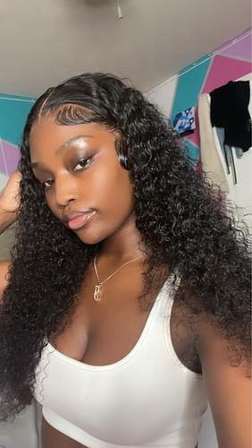 Customer photo review of Melting! Glueless Deep Wave Swiss HD Undetectable Lace 5x5 HD Lace Closure Wig
