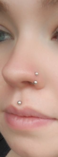 Customer photo review of Piercing Julia