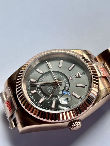 Customer photo review of Rolex – Sky-Dweller Rhodium Dial Rose Gold New Replica 2023