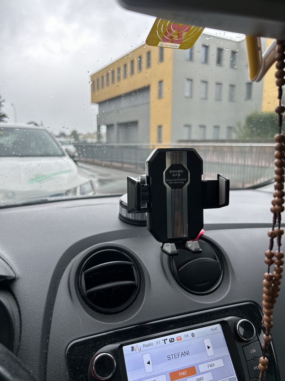 Fiore P. review of Autotelefonhalter mit Saugnapf